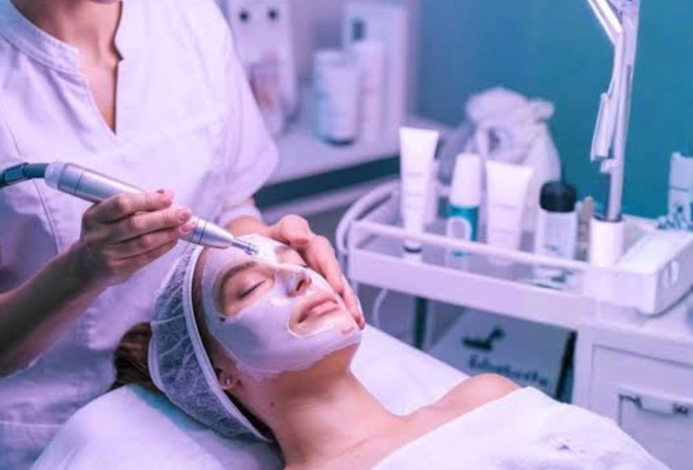 Hydrafacial Glow Boost